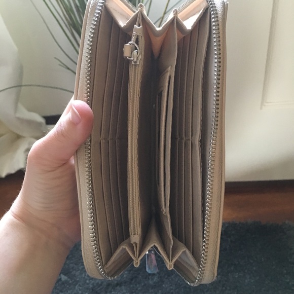 Beige Wallet - Picture 2 of 3